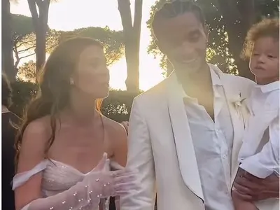 В огнен дъжд! Дарина Павлова омъжи дъщеря си! (Снимките ще ви оставят без дъх)