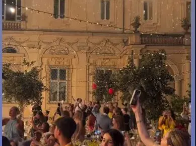 В огнен дъжд! Дарина Павлова омъжи дъщеря си! (Снимките ще ви оставят без дъх)