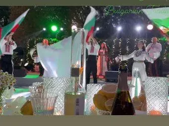 В огнен дъжд! Дарина Павлова омъжи дъщеря си! (Снимките ще ви оставят без дъх)