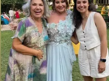 В огнен дъжд! Дарина Павлова омъжи дъщеря си! (Снимките ще ви оставят без дъх)