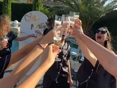 3 дни купон! Булката на Сашо Кадиев с моминско парти като сватба (СНИМКИ)