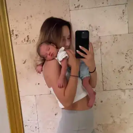 Антоанет Пепе в топформа след 4 раждания