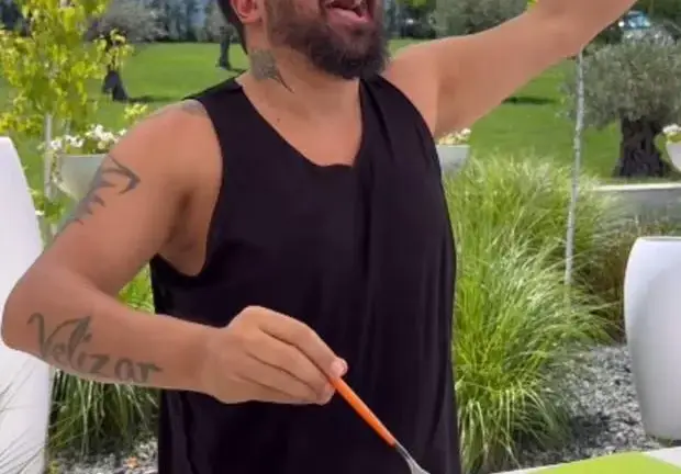 Азис: Не всички в чалгата са ми колеги