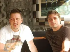 Братът на Владо Карамазов взима над 1000 лв. от курсист (Печели по 6 бона на ден)