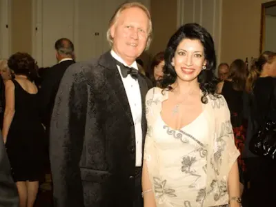 Диана Дафова се  съвзе след смъртта  на съпруга си