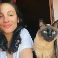 Диана Димитрова заши сърце за 10 000 евро (Фото)