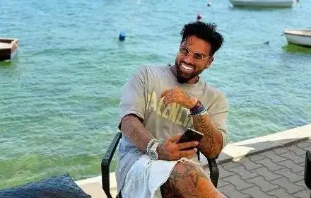 ЕКСКЛУЗИВНО! Благо заби секси милфка с дете! Заведе я в Турция (СНИМКИ)