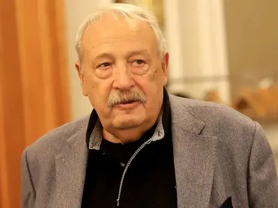 Гарелов отслабнал с 40 килограма, докато е в кома! Лекарите се готвят за най-лошото