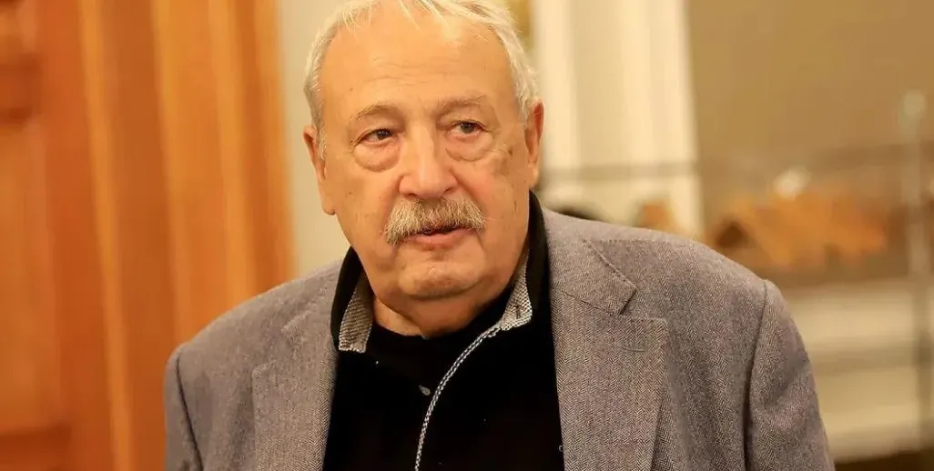 Гарелов отслабнал с 40 килограма, докато е в кома! Лекарите се готвят за най-лошото