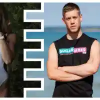 Голата ни кметица снима филм за възрастни с най-надарения грък! Казва се „Дълбоко навътре“