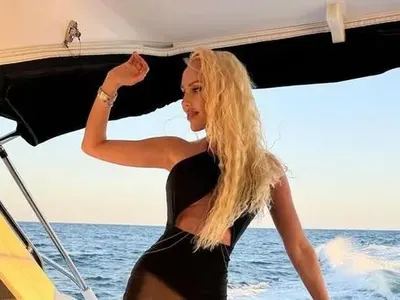 Жасмина  Маджид винаги е на шпиц СНИМКИ