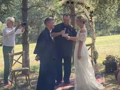 Крис от „Молец“ се отказал от голямата заплата заради музиката