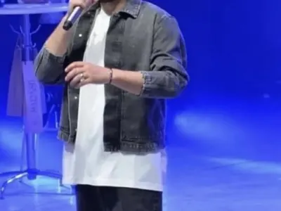 Лорд Евгени Минчев:  Ивана облечена като космически самовар! Луиза в рокличка, ала машинописка... И още + СНИМКИ