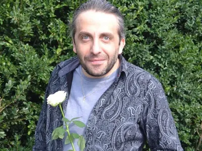 Лорд Евгени Минчев:  Ивана облечена като космически самовар! Луиза в рокличка, ала машинописка... И още + СНИМКИ