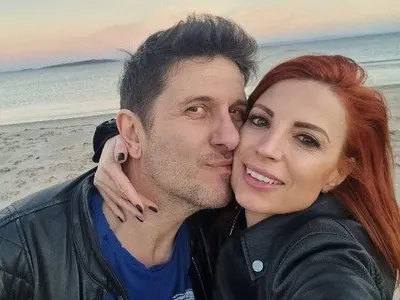 Луксът ги тресе! Блатечки заведе новото гадже на къмпинг (СНИМКИ)