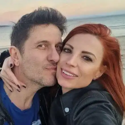 Луксът ги тресе! Блатечки заведе новото гадже на къмпинг (СНИМКИ)