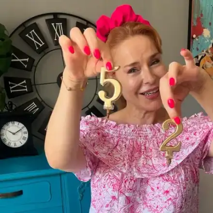 Мира Добрева: Срам ме е да се моля пред иконата, само благодаря