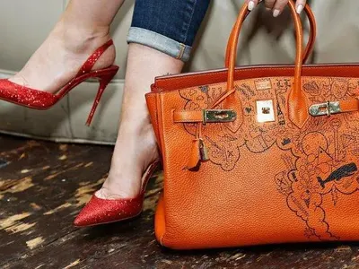 Новата на Красен Кралев ще го разори! Бившата звезда на „Плейбой“ харчи луди пари за дрехи