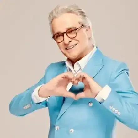 Орлин Горанов  носи снимка на  тъща си в портфейла