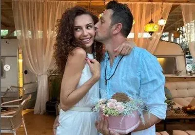 Пепе и Карамански отказаха да кръстят детето си на Нели