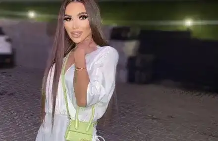 Плеймейтка стана дизайнер