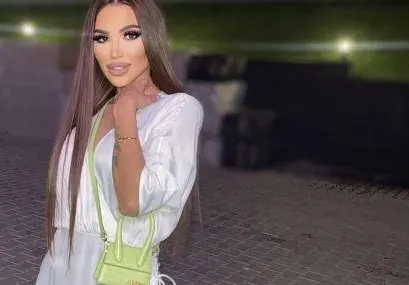Плеймейтка стана дизайнер