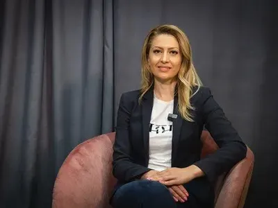 Рая Назарян – модната икона в българската политика (СНИМКИ)