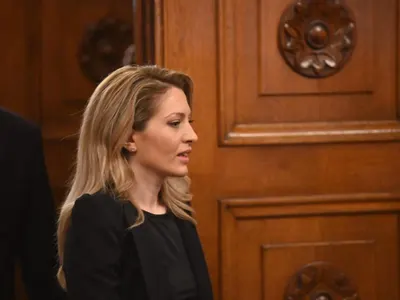 Рая Назарян – модната икона в българската политика (СНИМКИ)