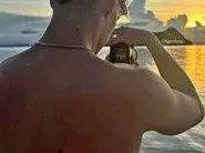 Развенчаната Мис България лъже за гадже