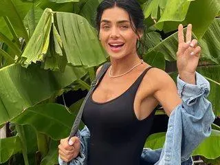 Роднина на Царица Костадинка атакува "Островът на 100-те гривни"