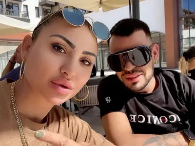 Софи Маринова подари на пиара си конски зъби като на Джизъса (СНИМКИ)