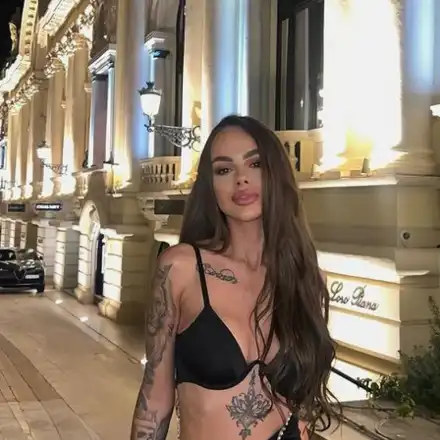 Сузанита разтърсена и вдъхновена от лесбо афера (ВИДЕО)