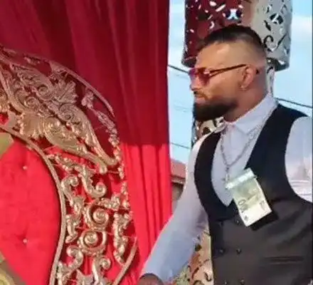 В махалата на Тополчане: Шампионът Божидар Андреев се ожени (Снимки)