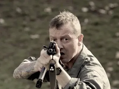 Валери Йорданов съди Народния театър