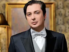 Васил Петров влезе по спешност за операция! Легна под ножа след тежка контузия