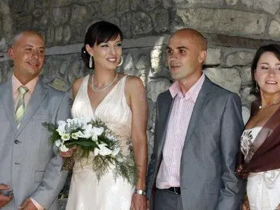 Виктория Петрова пак сияе, влюбена е в бизнесмен СНИМКИ