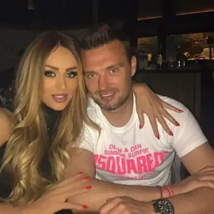 Захари Сираков с най-сексапилната треньорска половинка (Снимки)