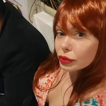 Албена Вулева тръгна с перука