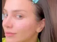 Алекс Богданска лъсна без капка грим! Ще я познаете ли (СНИМКИ)