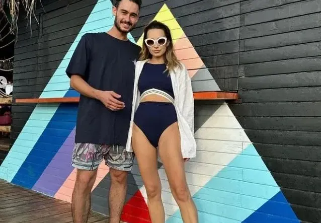 Антоанет Пепе опна топфигура след раждането