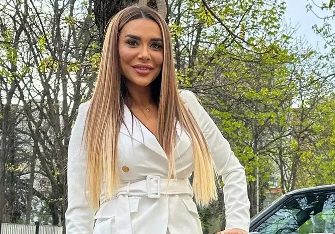 Бони си купила луксозен апартамент с бакшиш