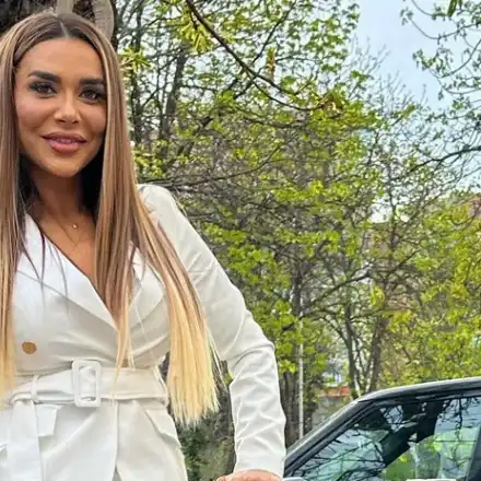 Бони си купила луксозен апартамент с бакшиш