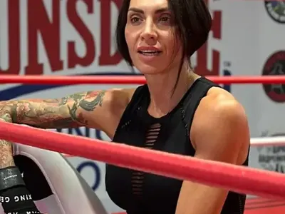 Черната Златка се пуска на ринга