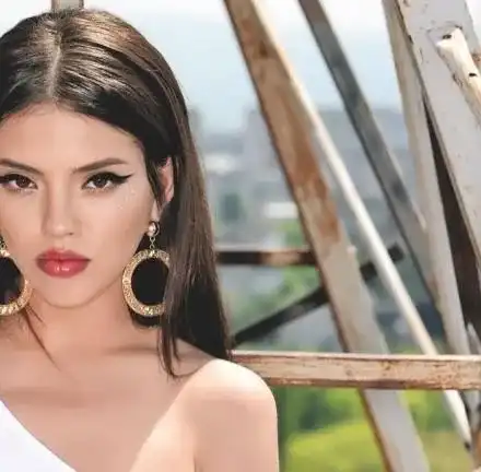 Дара: Мама ми шие дрехите