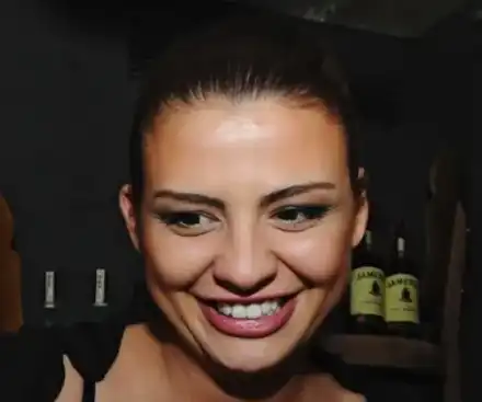 Деси Цонева си взе булдог със сиви очи