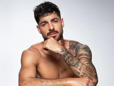 Емрах си купи „Майбах“ за 400 бона (ВИДЕО)