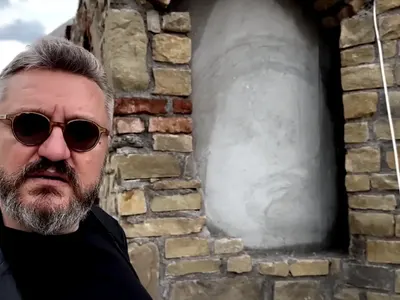 Карбовски вдигна църква