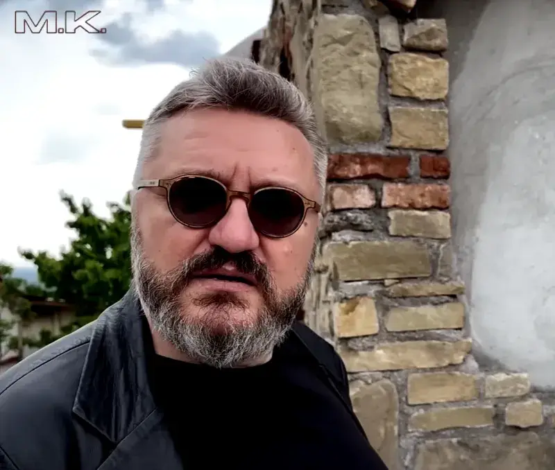 Карбовски вдигна църква