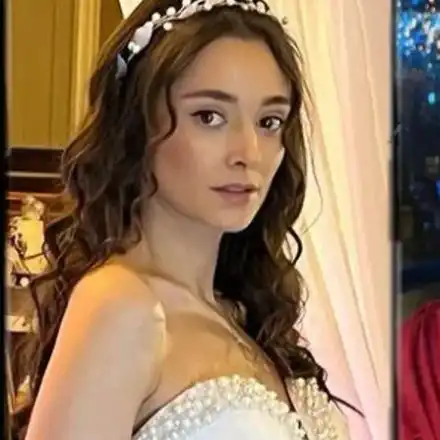 Край на враждата: Победителката в „Ергенът“ прости на Карабаджак