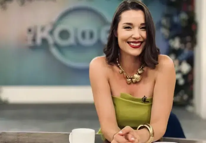 Лора Капустина  крие развод